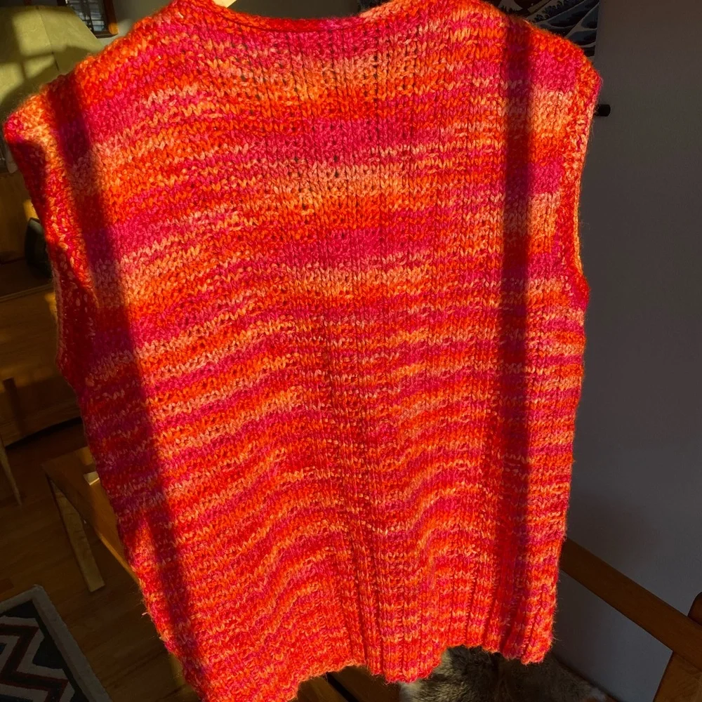 OOAK Vintage 70s80s Vibrant Sunset Multicolor Handmade Crochet Knit Sweater Vest - Picture 9 of 10